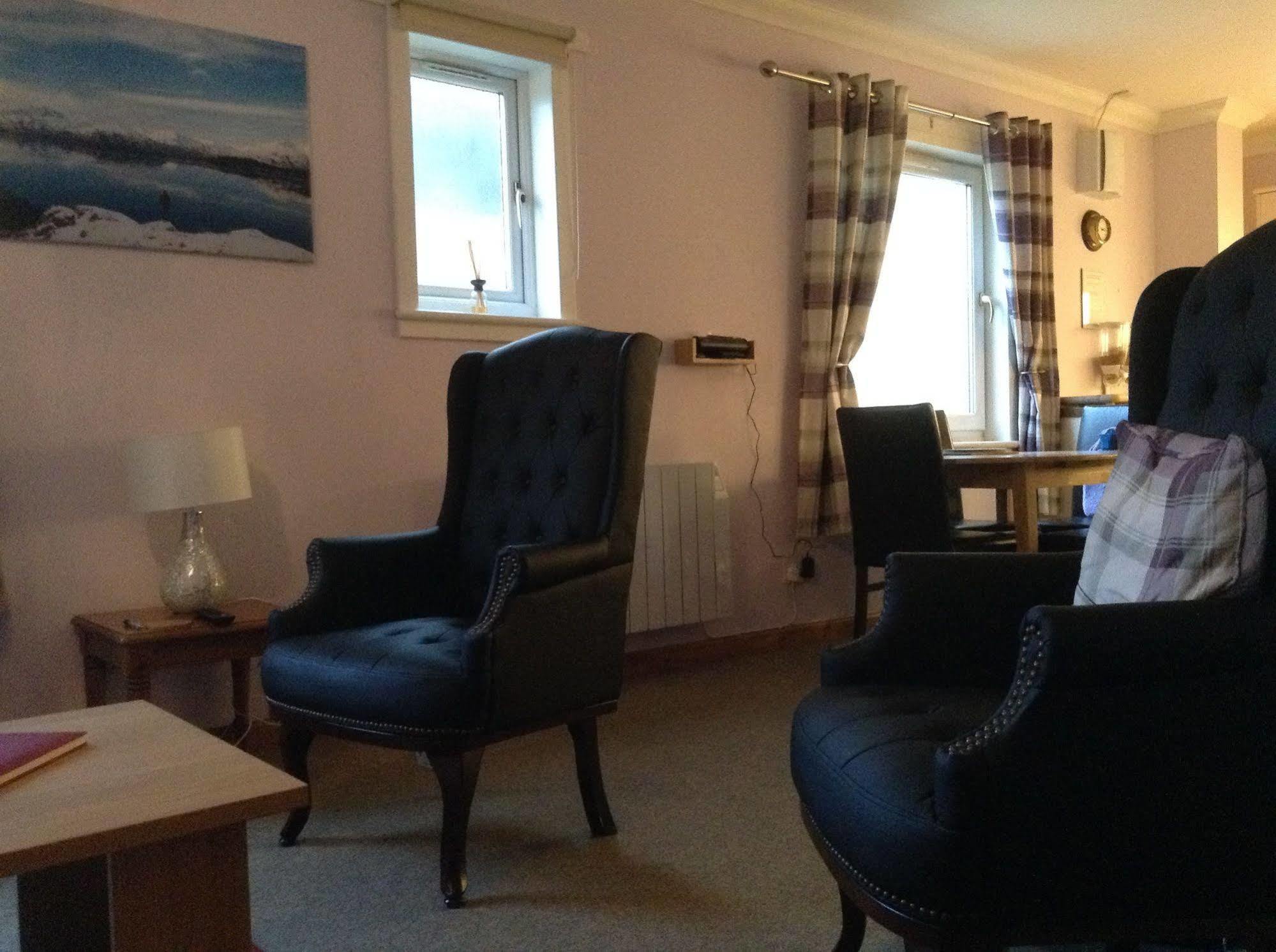 Glenlochy Nevis Bridge Apartments Fort William Bagian luar foto