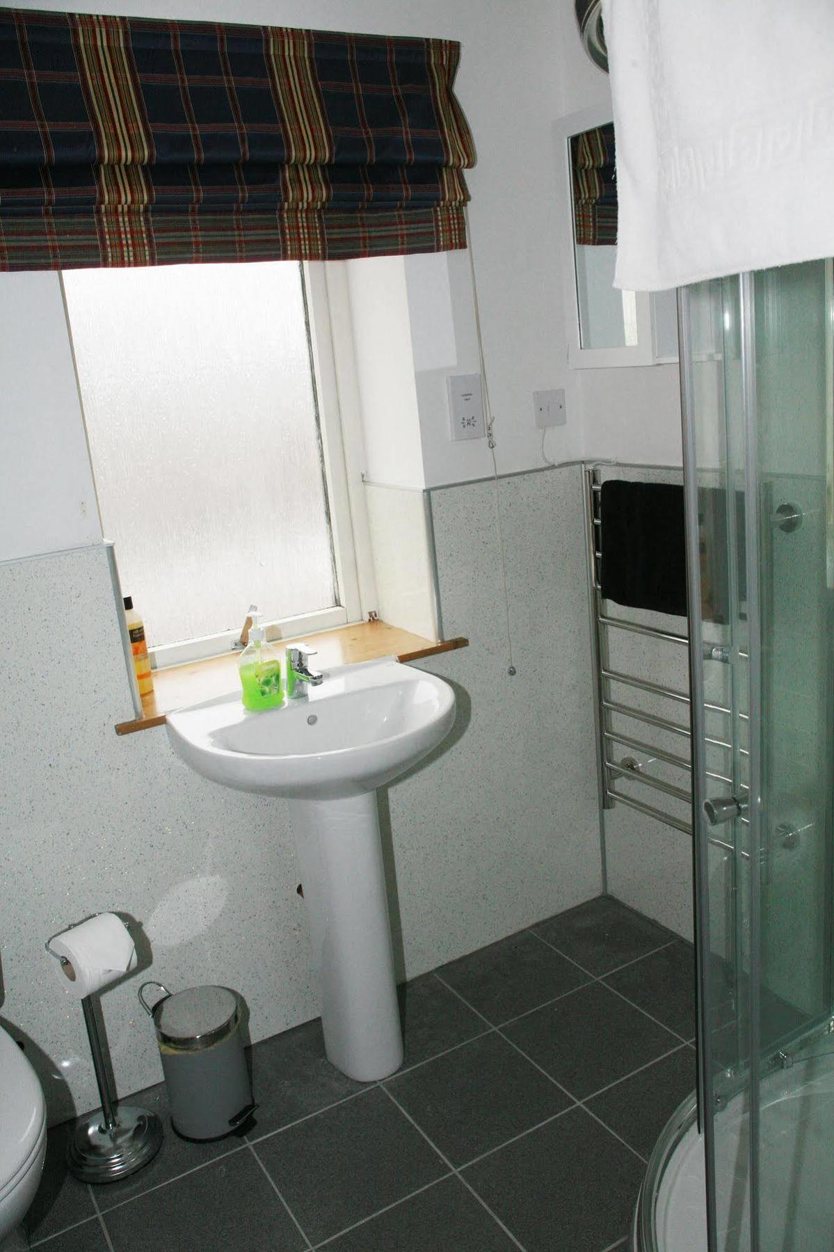 Glenlochy Nevis Bridge Apartments Fort William Bagian luar foto